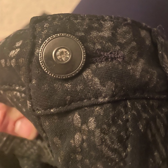 Snakeprint Denim - Picture 2 of 10